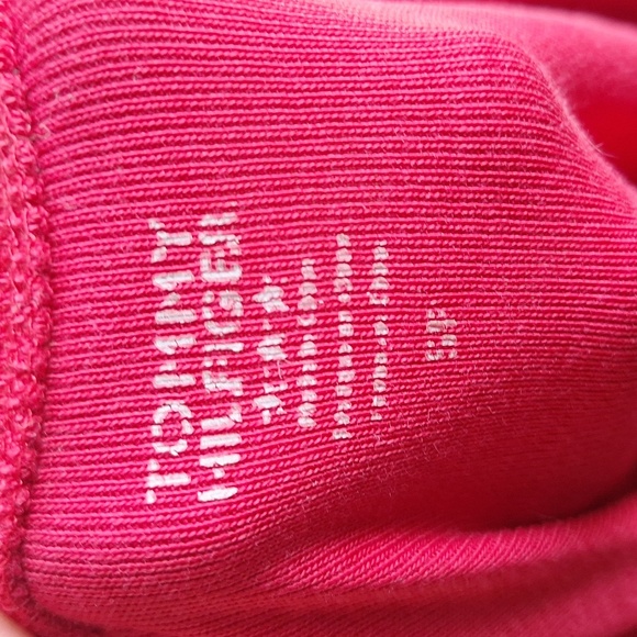 3/$20 Tommy Hilfiger 100% Cotton Deep Red V-Neck Long Sleeve Tee Size Small - Picture 5 of 7